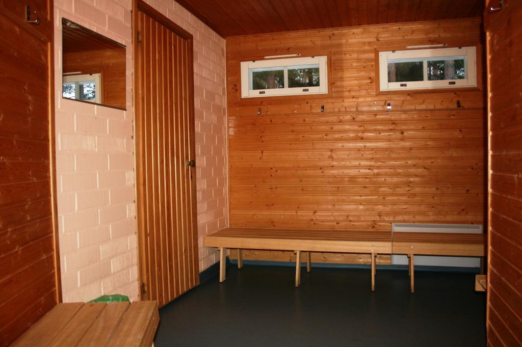 Lohijaerven Eraekeskus Hotel Lohijarvi ภายนอก รูปภาพ